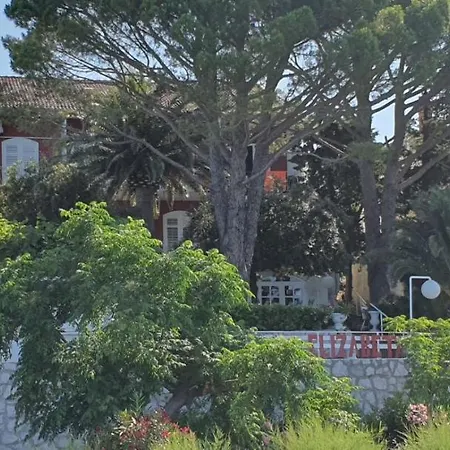 Rab Elizabeta First Line To The Sea Guest house