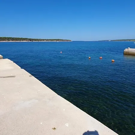 Rab Elizabeta First Line To The Sea * Barbat na Rabu