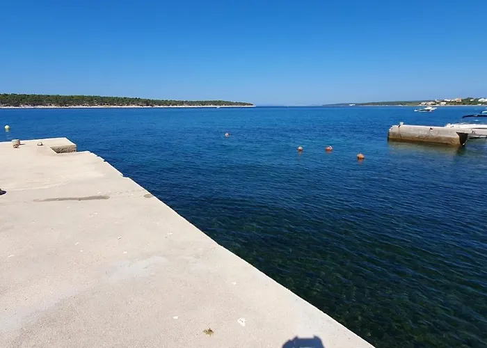 Rab Elizabeta First Line To The Sea 3* Barbat na Rabu